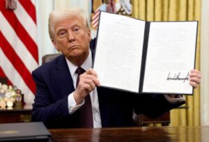 Trump says "Fed would be much better off cutting interest rates."