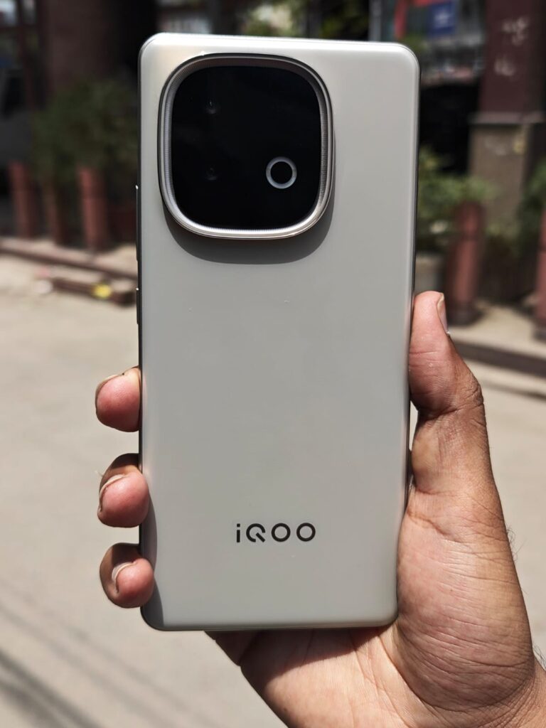 iQOO Neo10 Pro Launched With 6800mAh battery