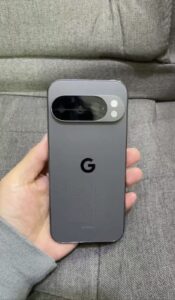 Launch of the Google Pixel 10 5G smartphone: new colors, camera upgrades, and more